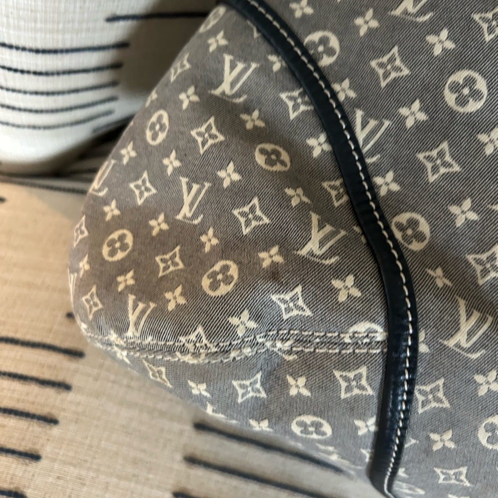 Louis Vuitton Navy Idylle Elegie Shoulder or Crossbody Bag - Picture 5 of 9